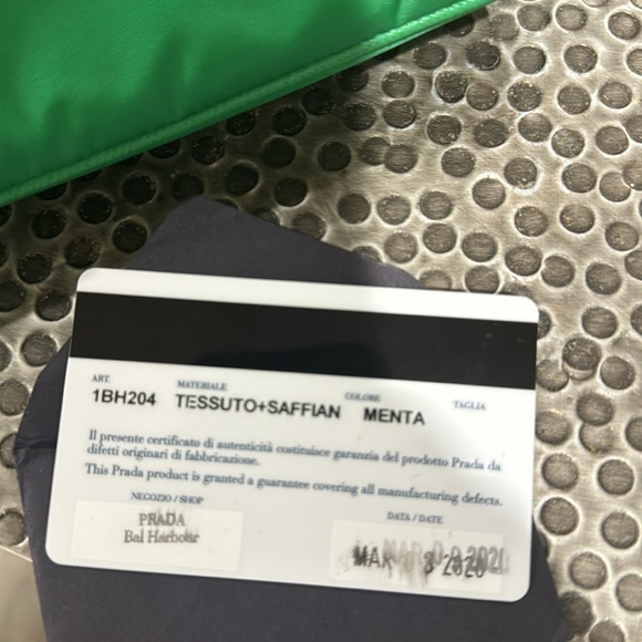 Prada re-edition 2005 - Picture 7 of 8